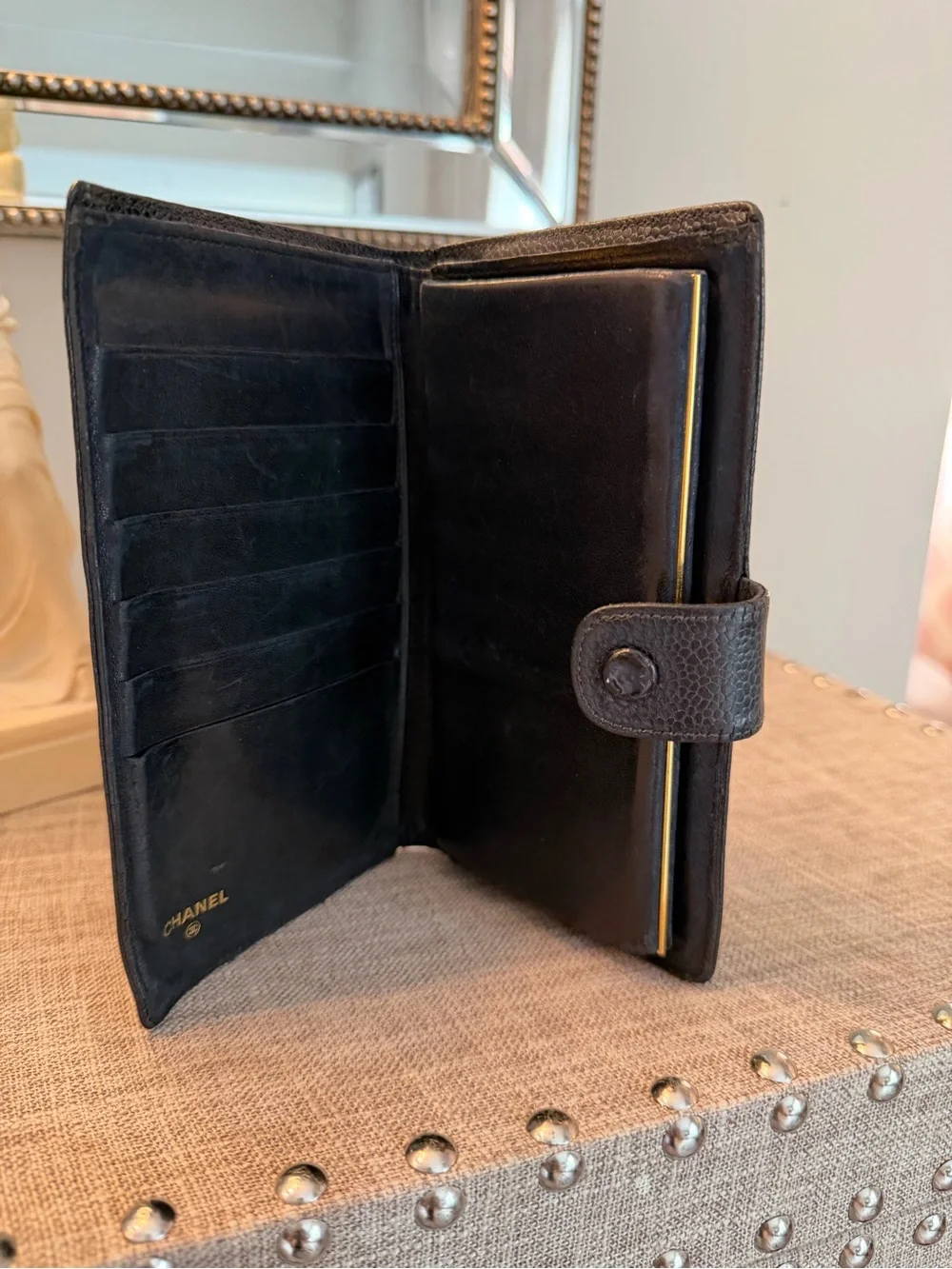 CHANEL EUC Black Quilted Caviar Leather Long Wallet with CC Motif